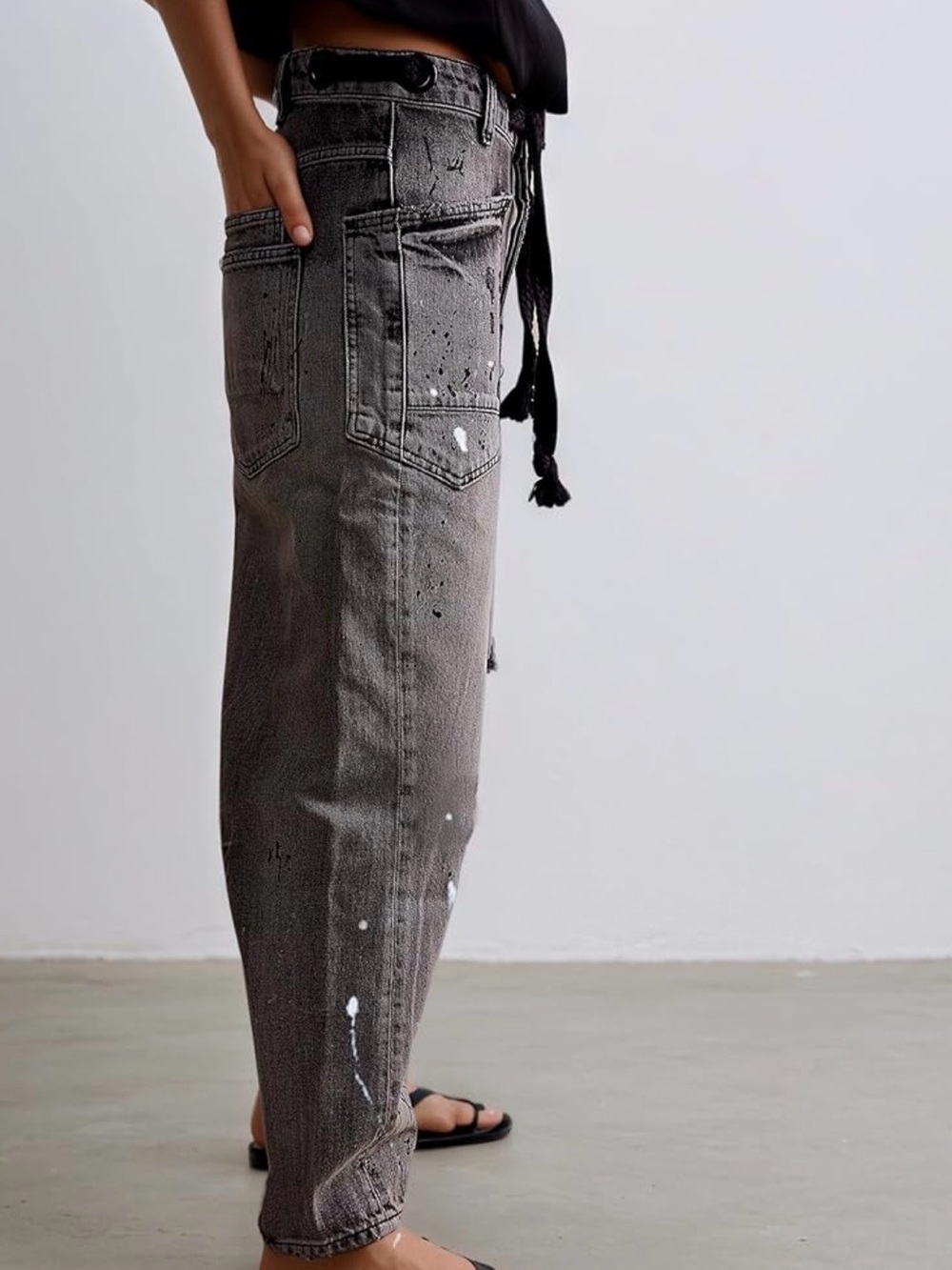 Distressed Wide-Leg Paint-Splatter Barrel Jeans in Washed Black. Like New. L - Picture 3 of 8